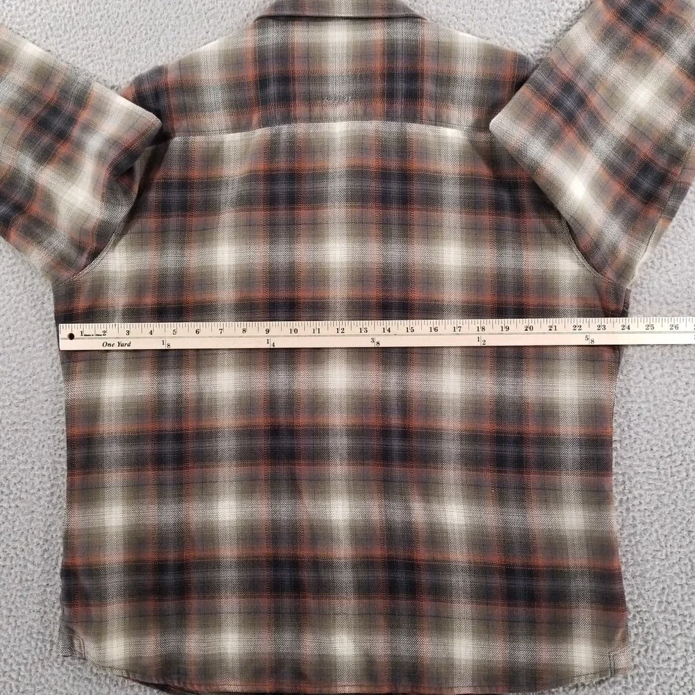 Kuhl Shirt Mens XL Brown Plaid The Law Flannel Outdoor Hiking Workwear Button Up